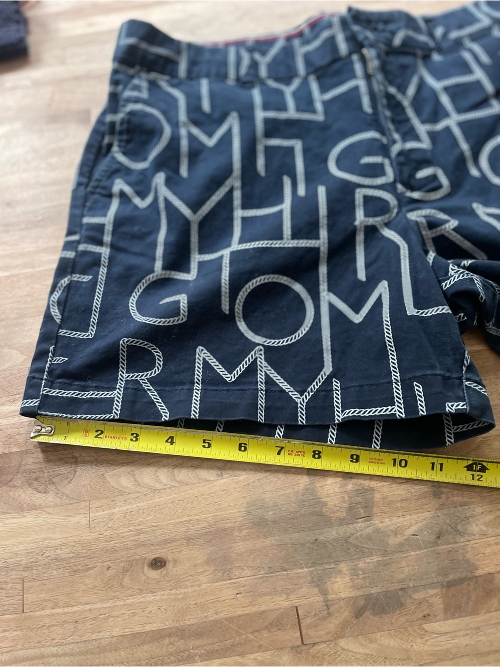 Tommy Hilfiger TH Flex | 5” Navy Shorts Rope Letter Print | Women’s 12 - Picture 5 of 8
